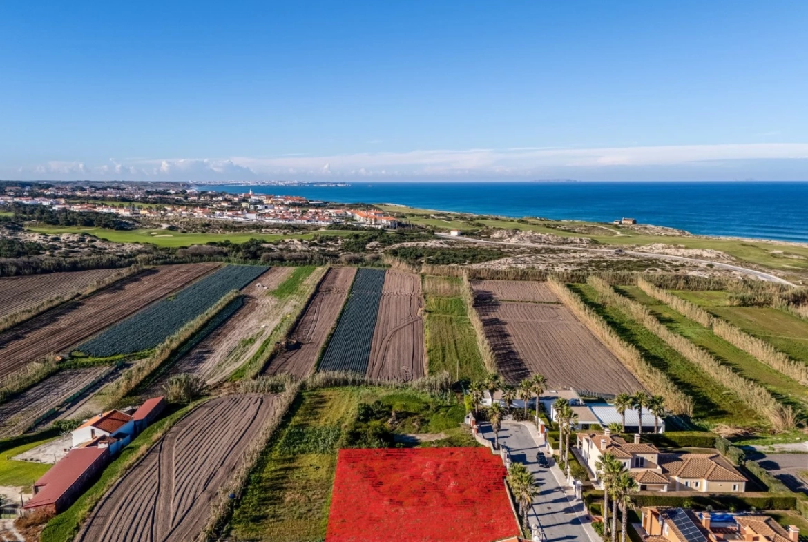 Lote no resort Praia D’El Rey apenas a 500 metros da praia