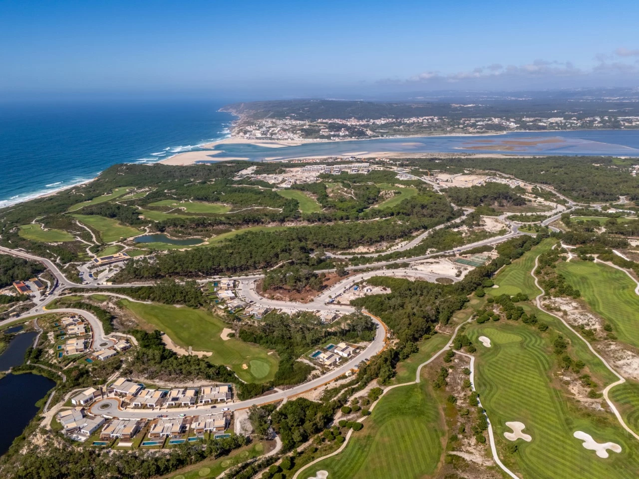 ID54988501-0000-0500-0000-0000142391c7.jpg Moradia de Luxo num Resort de Golfe junto ao mar