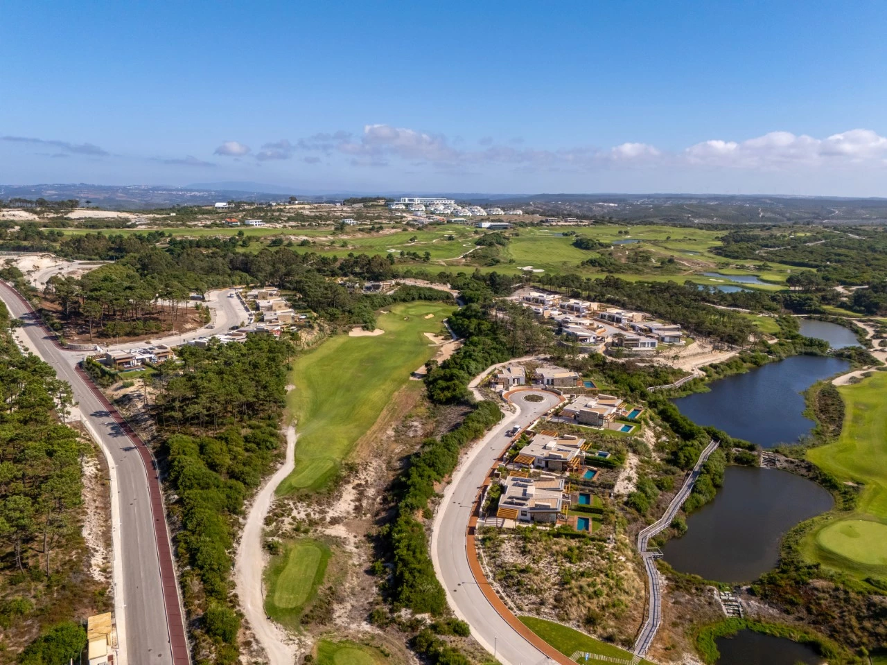 ID54988501-0000-0500-0000-0000142391c9.jpg Moradia de Luxo num Resort de Golfe junto ao mar