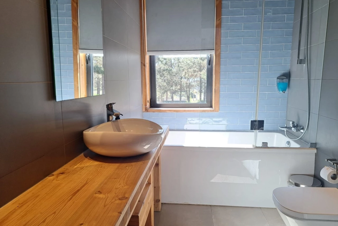 Eco Surf Resort entre a praia do Baleal e a Praia D’el Rey Golf&Beach Resort