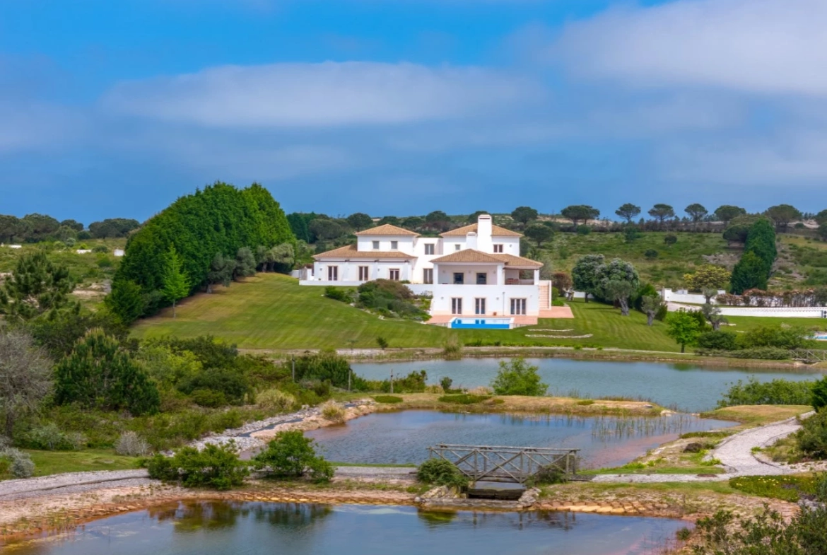 Moradia tradicional de luxo junto à Lagoa de Óbidos, golfe e praias da Costa de Prata