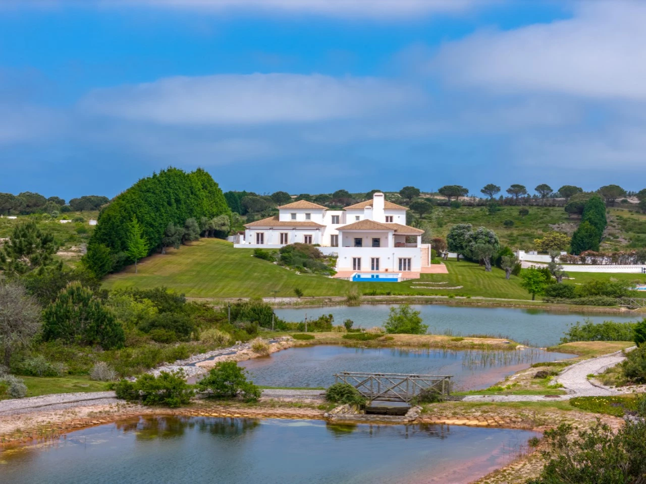 Moradia tradicional de luxo junto à Lagoa de Óbidos, golfe e praias da Costa de Prata
