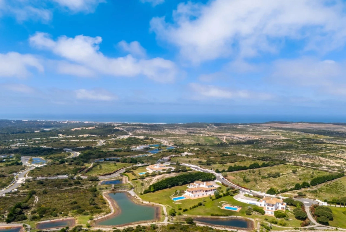 Moradia tradicional de luxo junto à Lagoa de Óbidos, golfe e praias da Costa de Prata