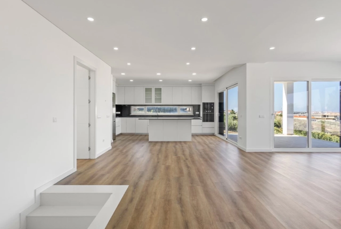Moradia Contemporânea com Vista Mar e Campo