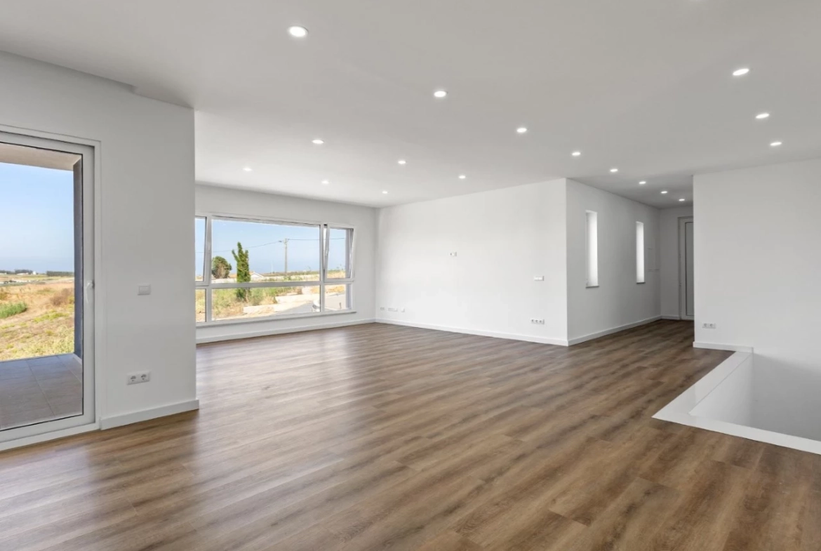 Moradia Contemporânea com Vista Mar e Campo