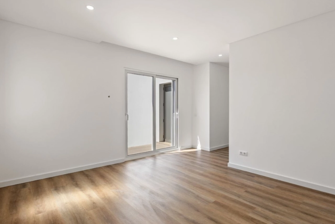 Moradia Contemporânea com Vista Mar e Campo