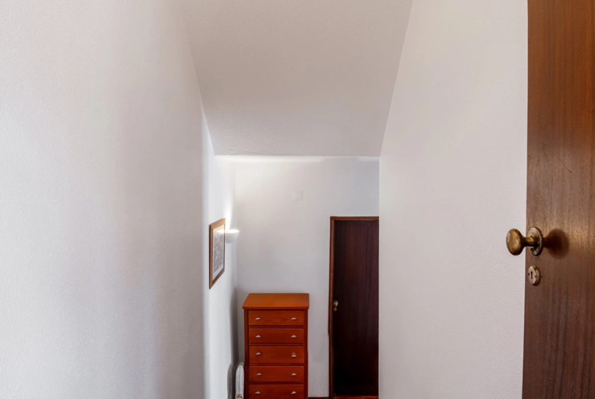 Moradia Isolada com Garagem, Jardim e Piscina no Praia d’el Rey Beach & Golf Resort, perto das Praias de Peniche