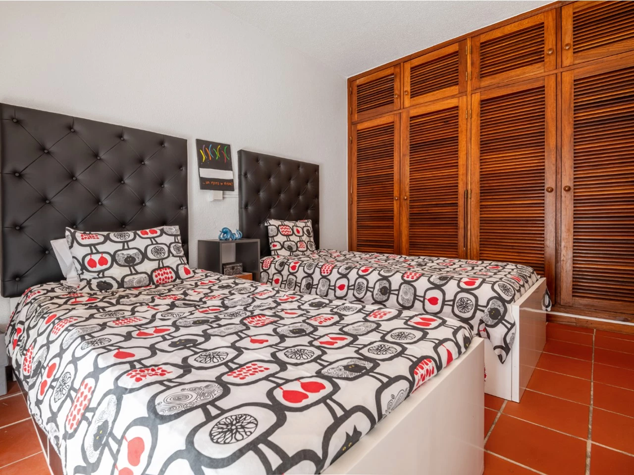 Moradia Isolada com Garagem, Jardim e Piscina no Praia d’el Rey Beach & Golf Resort, perto das Praias de Peniche