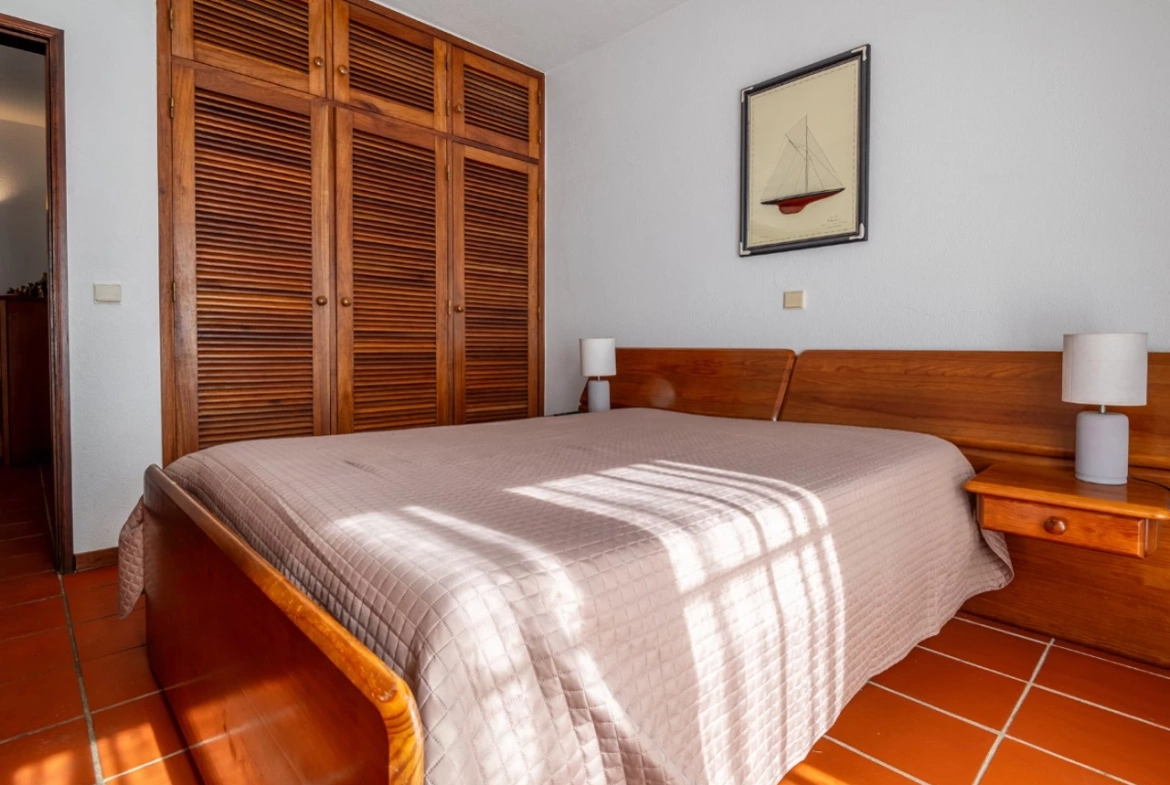 Moradia Isolada com Garagem, Jardim e Piscina no Praia d’el Rey Beach & Golf Resort, perto das Praias de Peniche