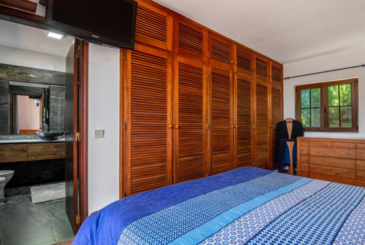 Moradia Isolada com Garagem, Jardim e Piscina no Praia d’el Rey Beach & Golf Resort, perto das Praias de Peniche