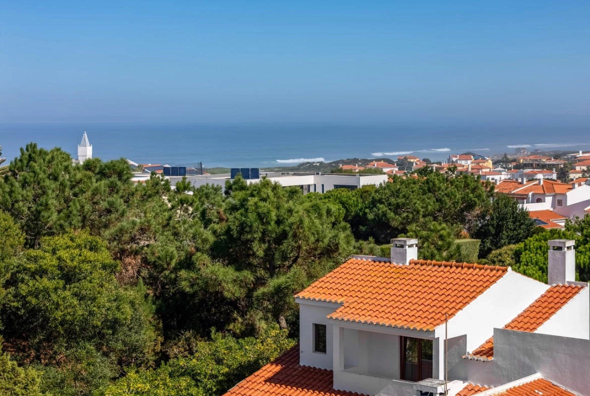 Moradia Isolada com Garagem, Jardim e Piscina no Praia d’el Rey Beach & Golf Resort, perto das Praias de Peniche