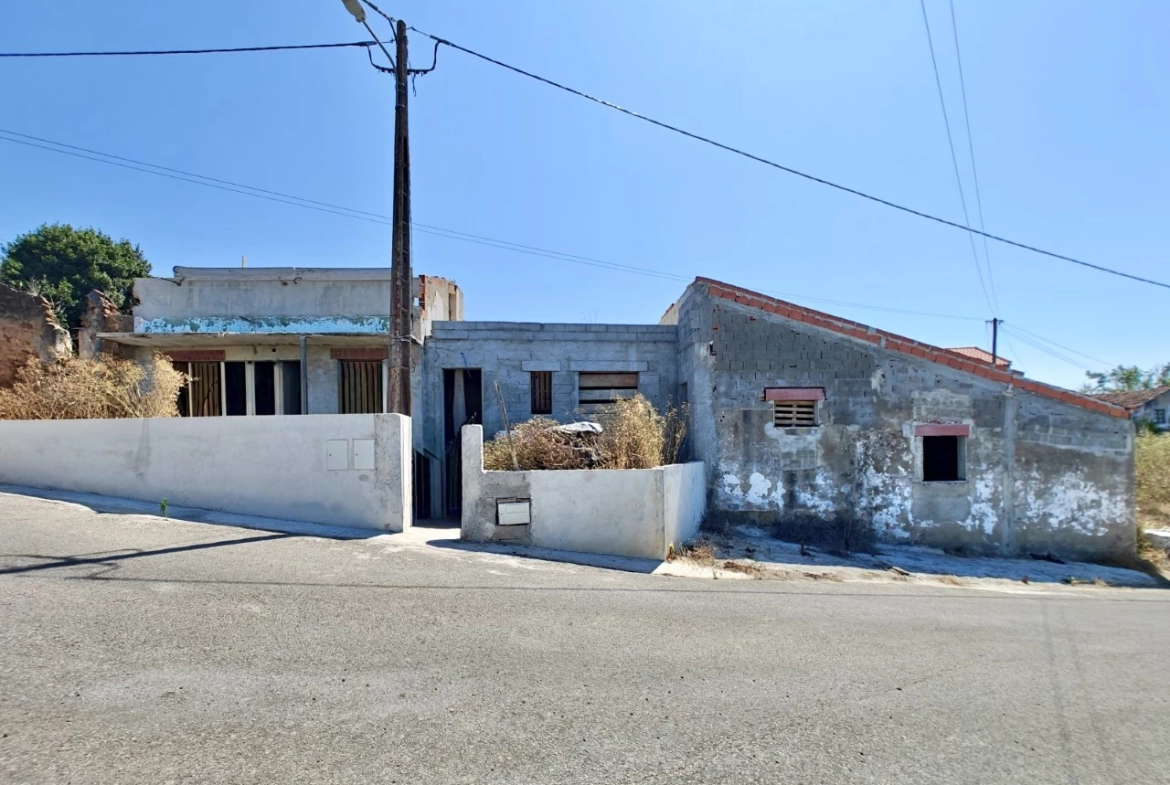 Moradia com vista desafogada para reconstrução