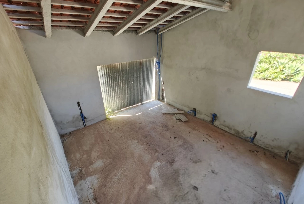 Moradia com vista desafogada para reconstrução
