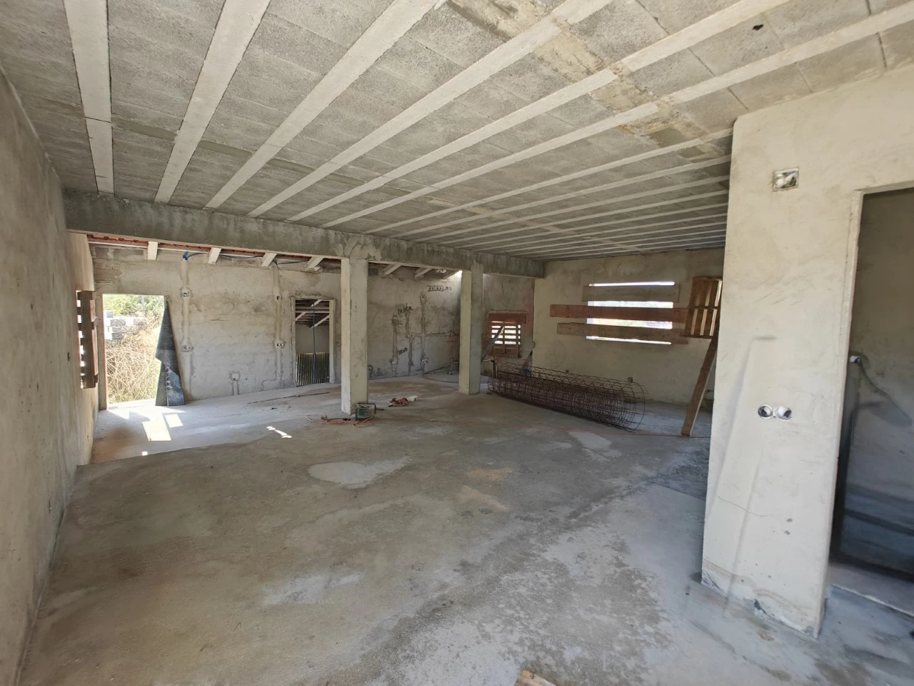 IDd387aa01-0000-0500-0000-000016e79d49.jpg Moradia com vista desafogada para reconstrução