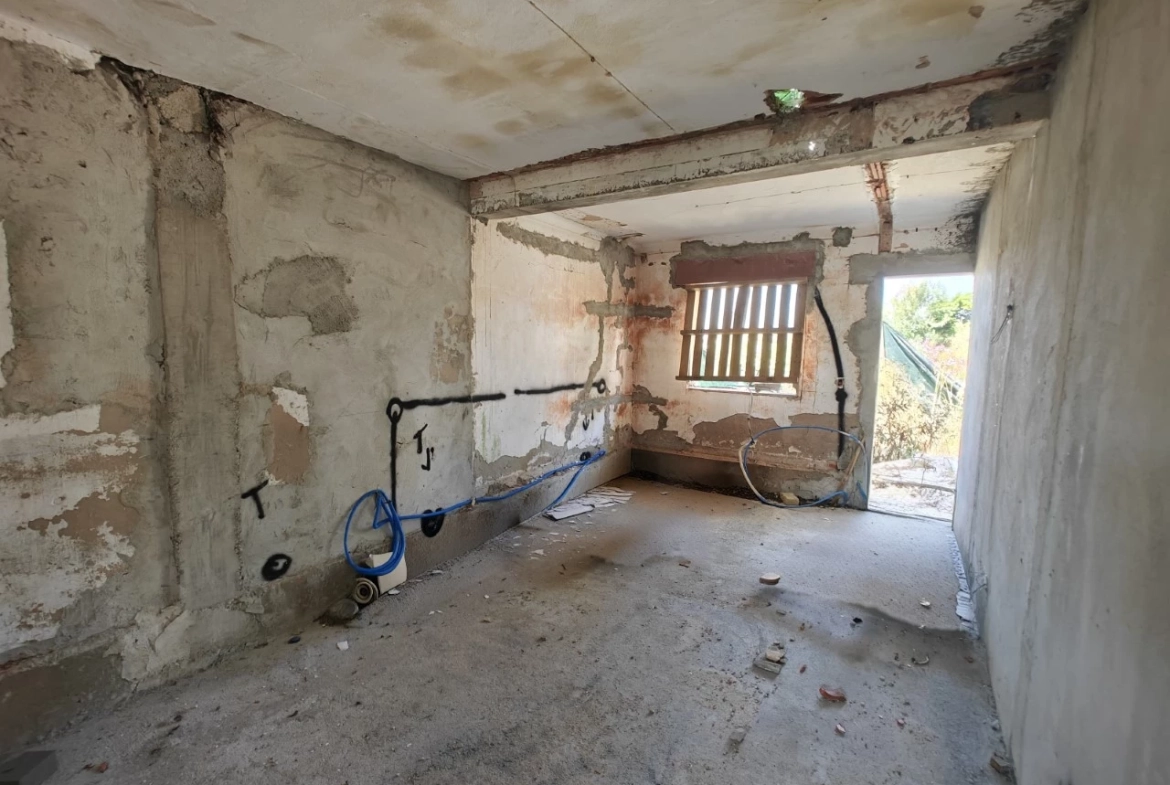 Moradia com vista desafogada para reconstrução