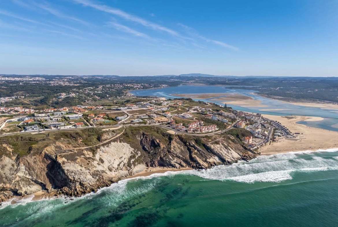 Esplêndida moradia com vista mar na Foz do Arelho