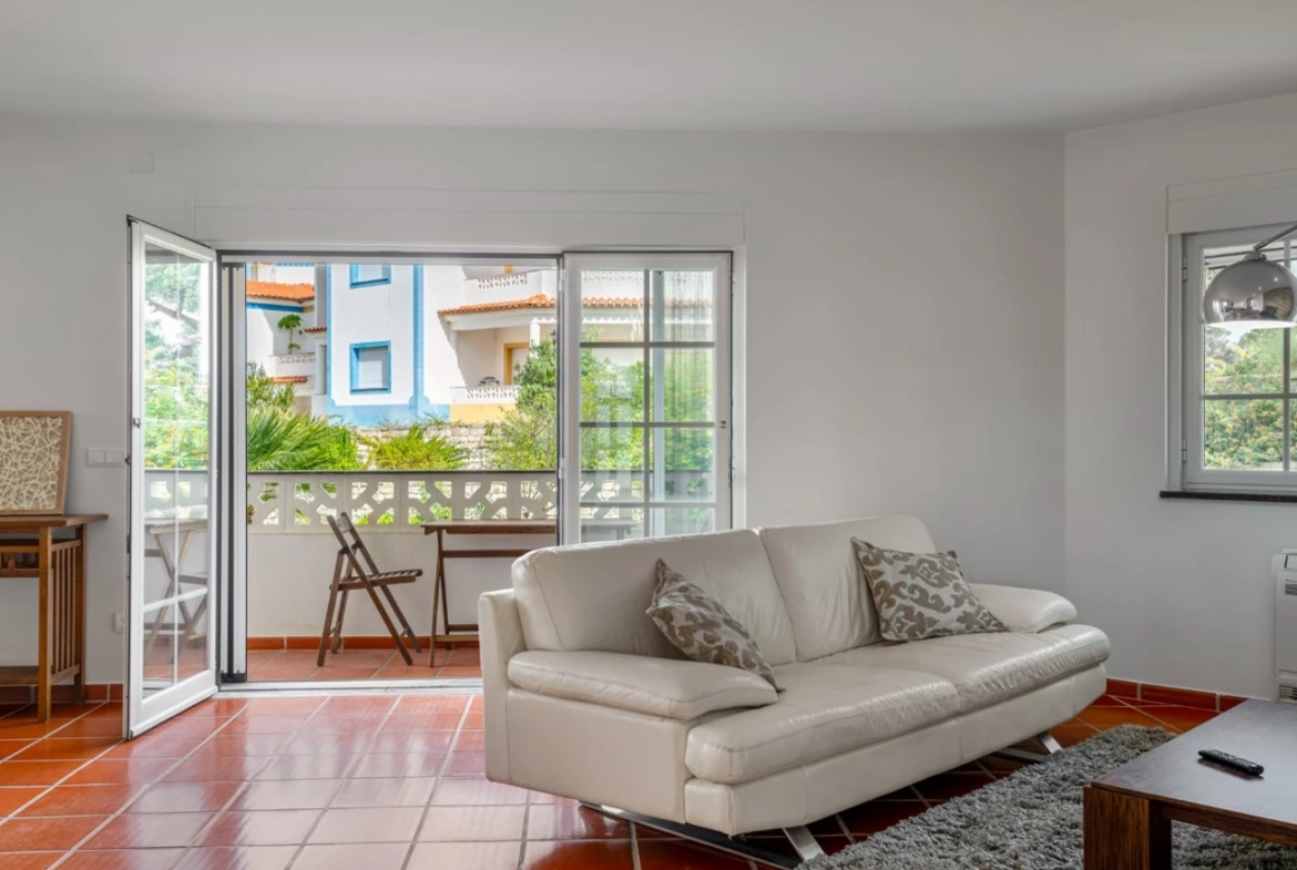 Apartamento T3 com espaço de Garagem no Praia d’el Rey Beach & Golf Resort, perto das praias de Peniche