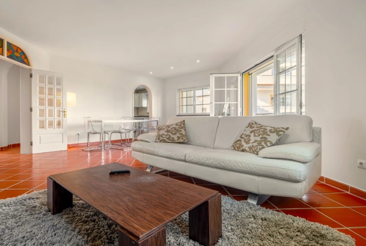 Apartamento T3 com espaço de Garagem no Praia d’el Rey Beach & Golf Resort, perto das praias de Peniche