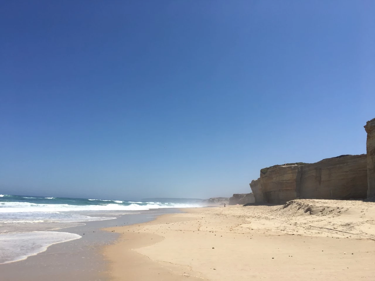 ID7011b701-0000-0500-0000-000017b93ca2.jpg Apartamento T3 com espaço de Garagem no Praia d’el Rey Beach & Golf Resort, perto das praias de Peniche