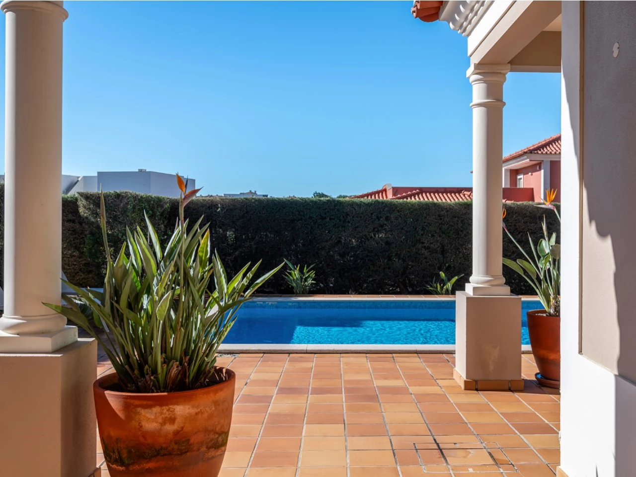 ID59c1b801-0000-0500-0000-000017de23b7.jpg Moradia T3 com piscina, jardim, garagem e vista no Praia d’el Rey Beach & Golf Resort