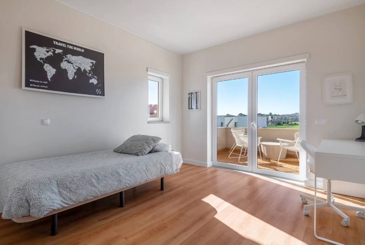 Moradia T3 com piscina, jardim, garagem e vista no Praia d’el Rey Beach & Golf Resort