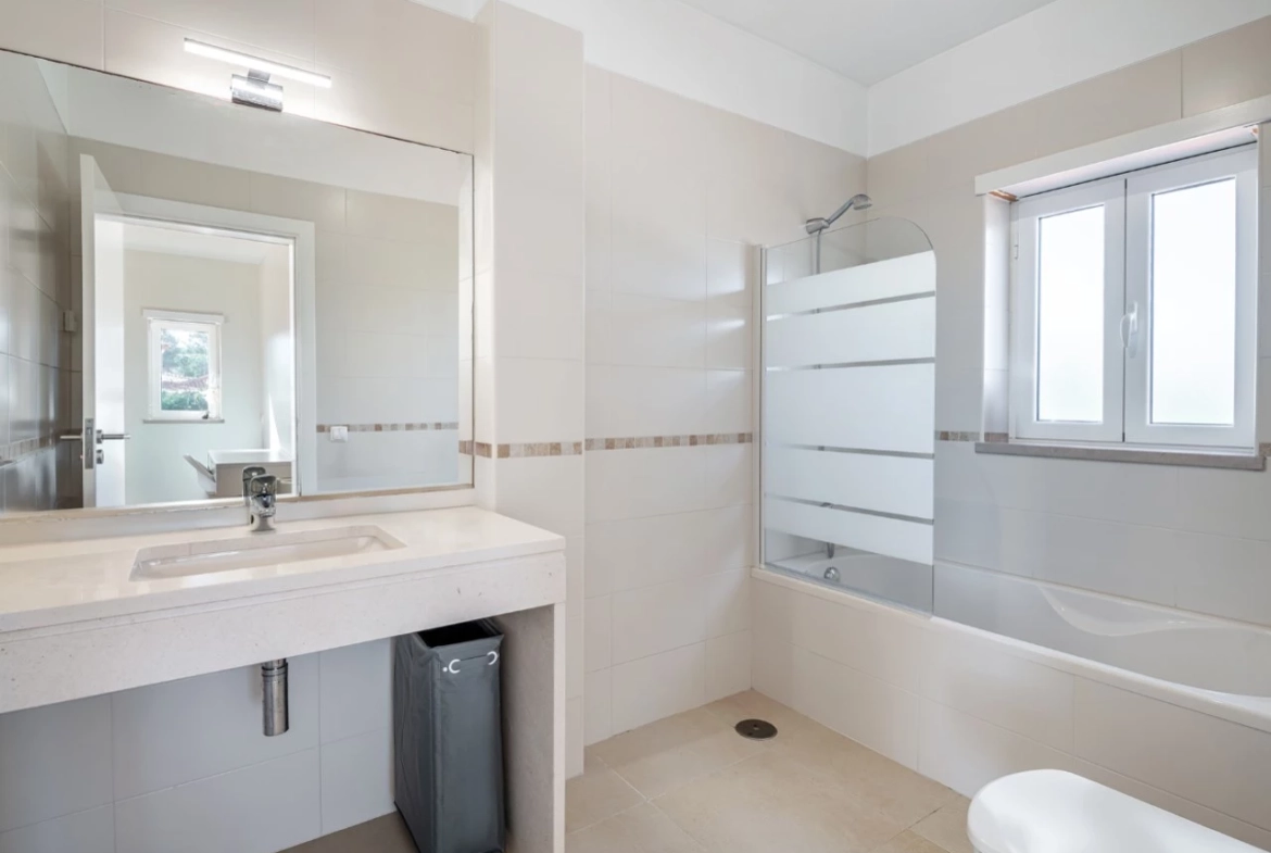 Moradia T3 com piscina, jardim, garagem e vista no Praia d’el Rey Beach & Golf Resort
