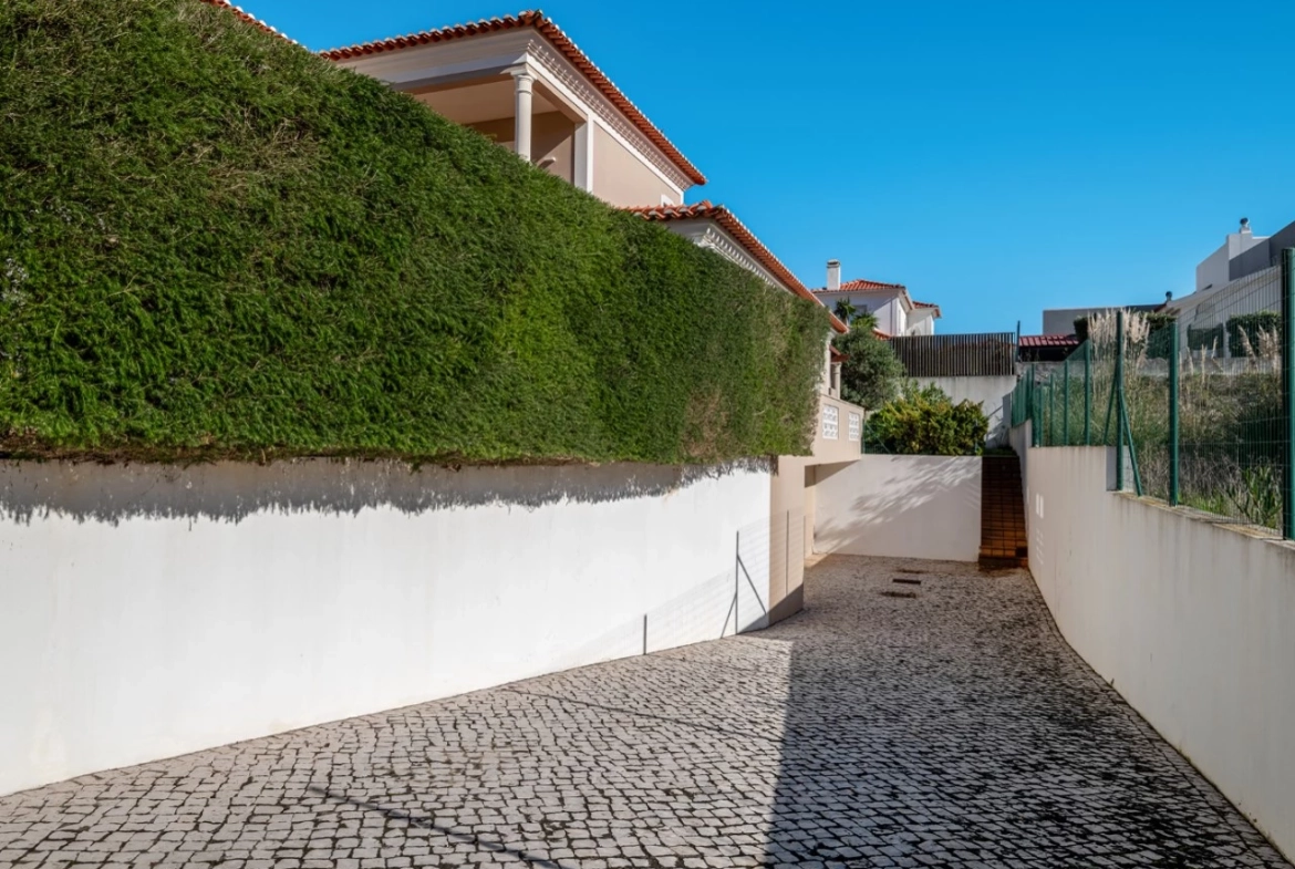 Moradia T3 com piscina, jardim, garagem e vista no Praia d’el Rey Beach & Golf Resort