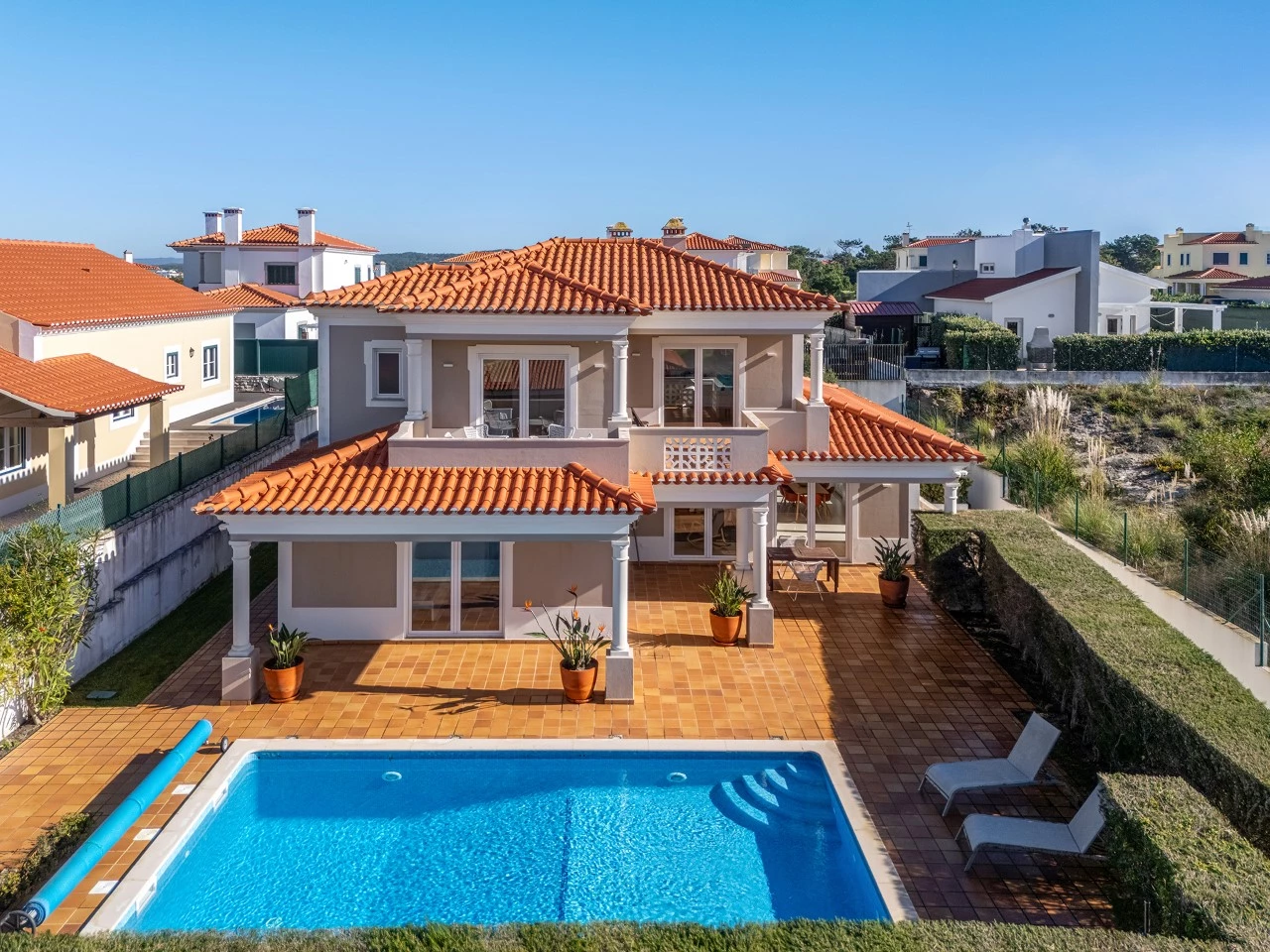 ID59c1b801-0000-0500-0000-000017de23db.jpg Moradia T3 com piscina, jardim, garagem e vista no Praia d’el Rey Beach & Golf Resort