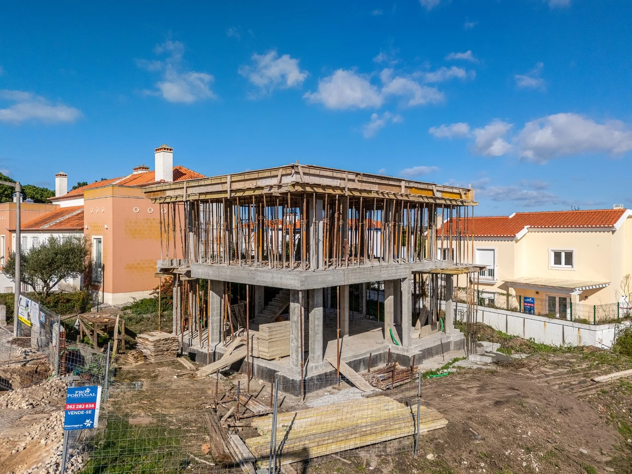 ID5f89b901-0000-0500-0000-000017ee0408.jpg Moradia a apenas 220 metros da Lagoa de Óbidos