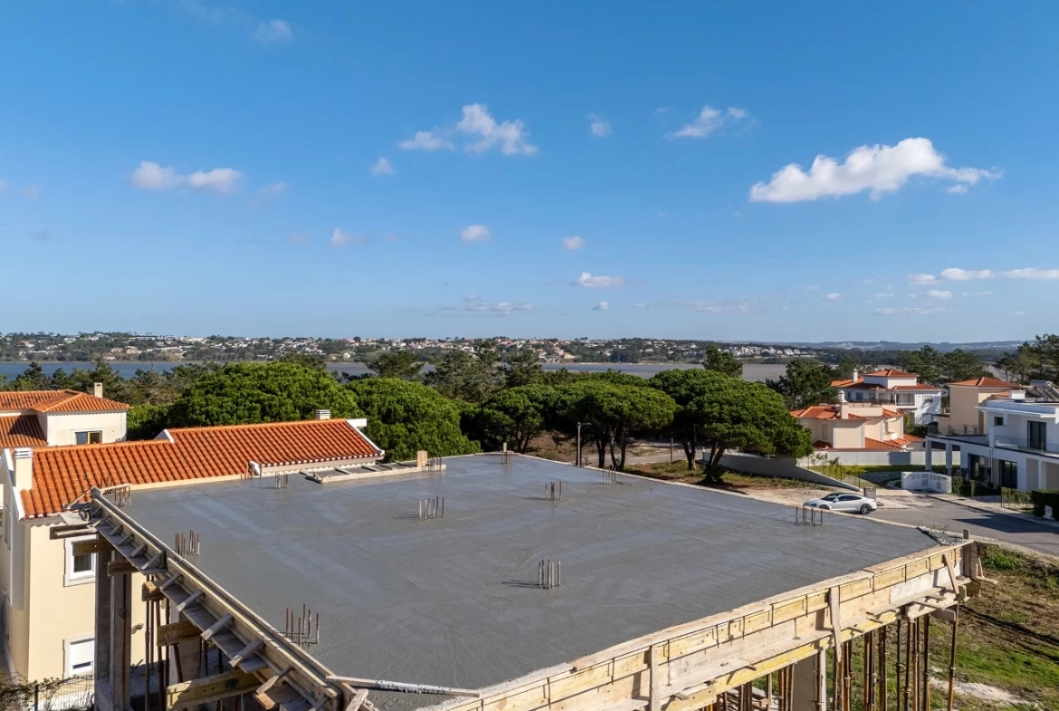Moradia a apenas 220 metros da Lagoa de Óbidos