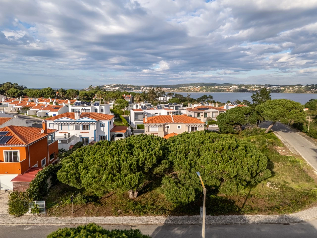 Moradia a apenas 300 metros da Lagoa de Óbidos