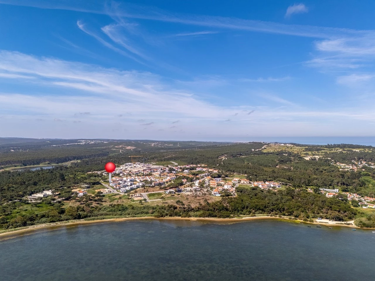 Moradia a apenas 300 metros da Lagoa de Óbidos