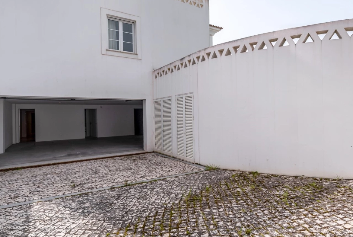 Moradia de luxo rodeada de natureza e tranquilidade