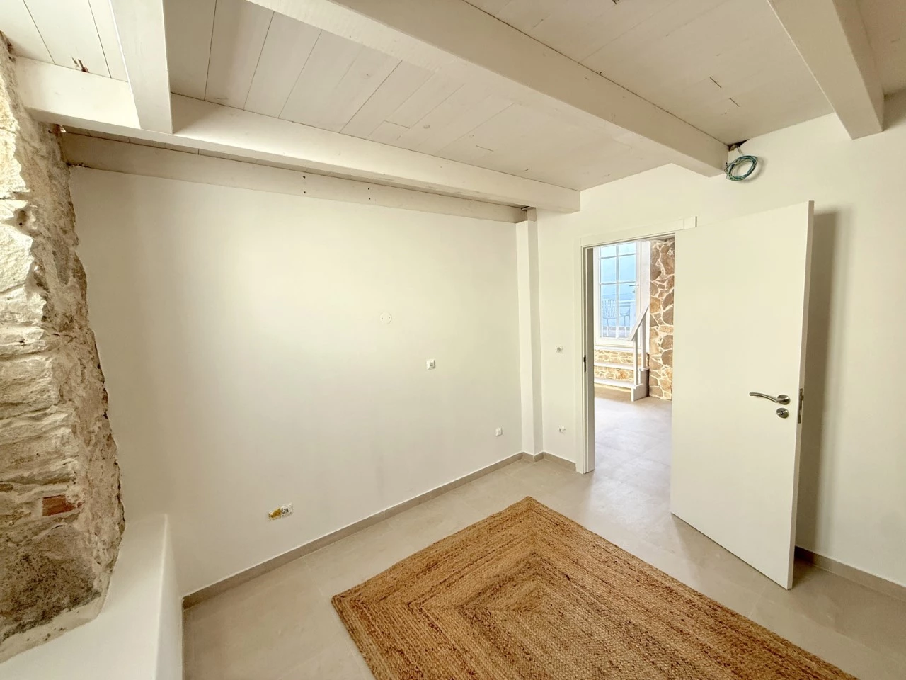 ID66b8a601-0000-0500-0000-000018278f84.jpg Moradia no Centro Histórico perto das belas praias de Peniche