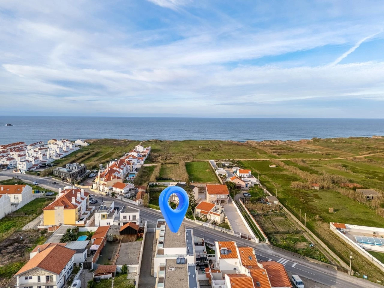 ID8a05c201-0000-0500-0000-0000188dcd68.JPG Moradia no Baleal a 500 metros da praia