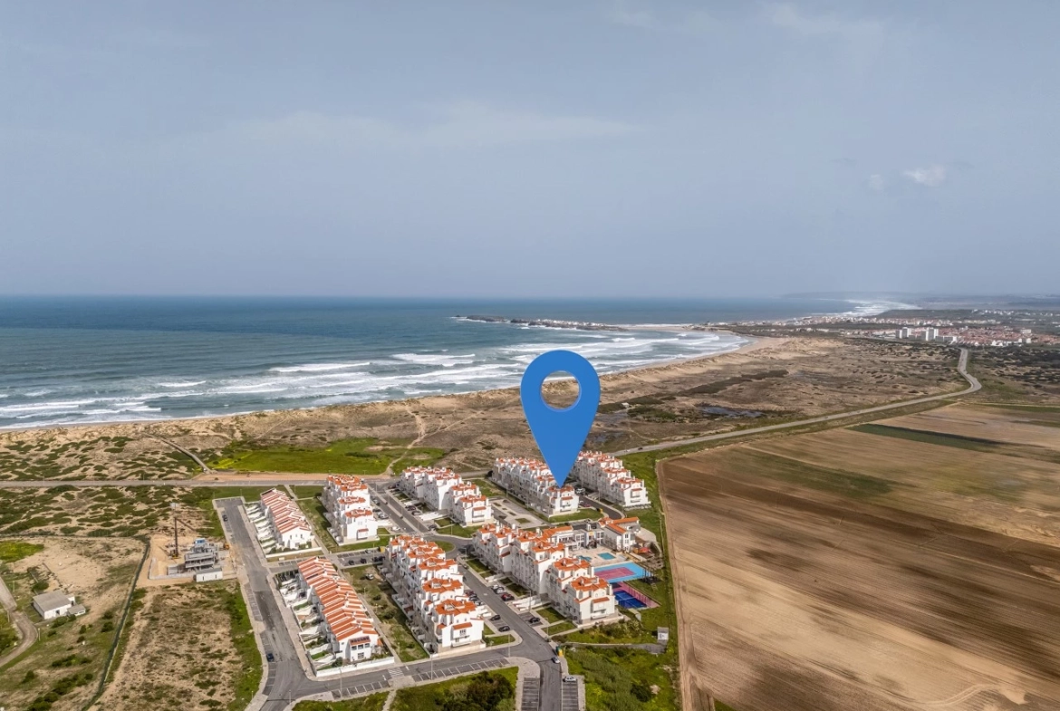 Apartamento a 400 metros da praia, com excelente exposição solar