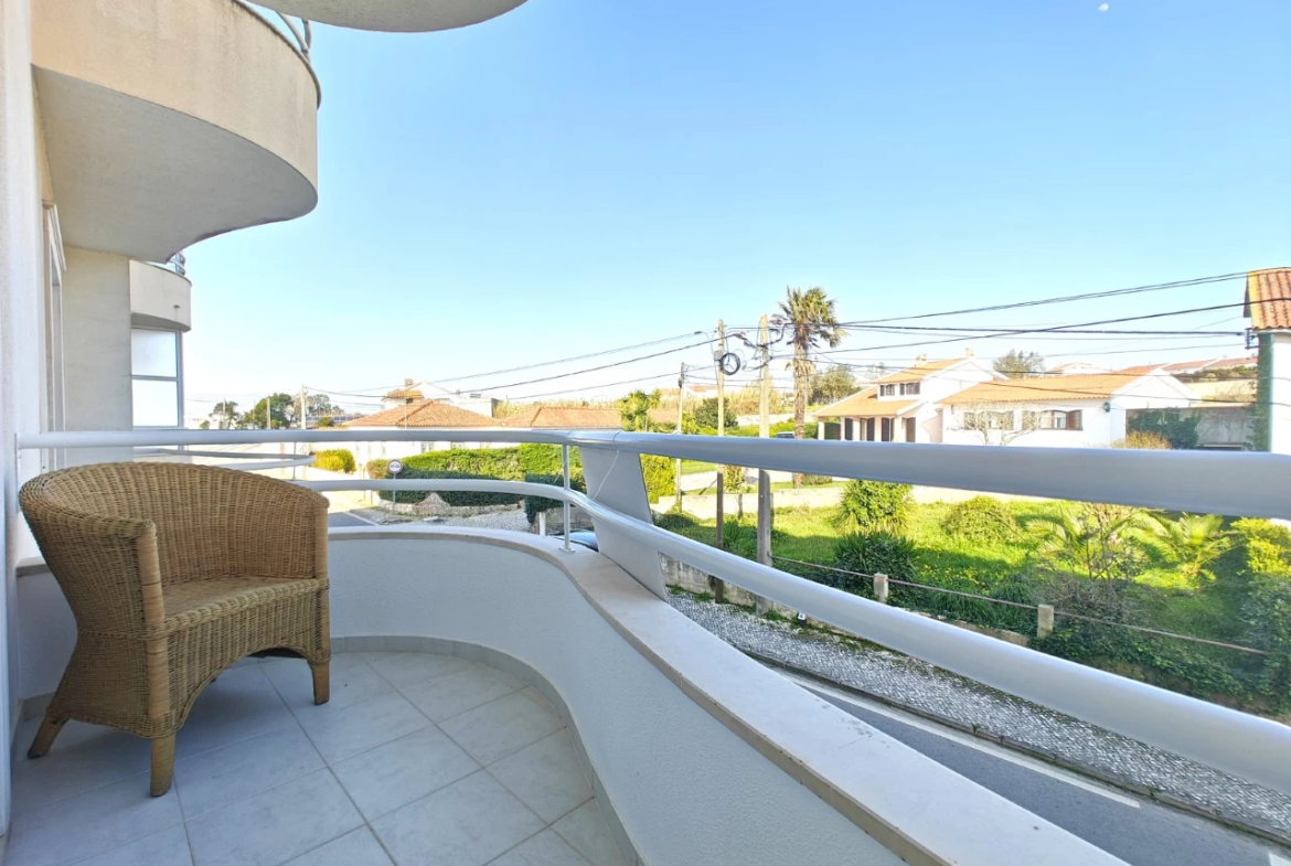 Apartamento T3 em Óbidos com vista desafogada