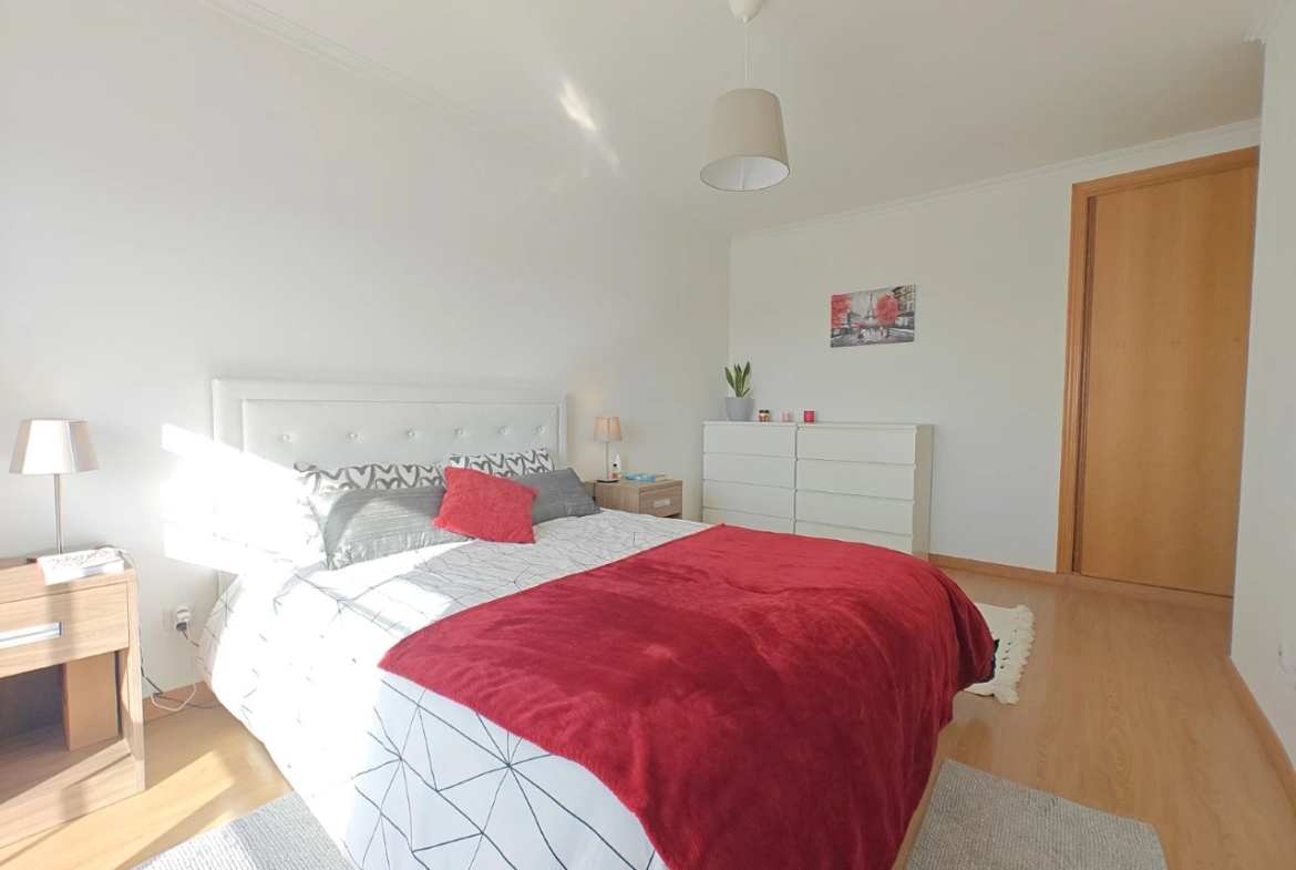 Apartamento T3 em Óbidos com vista desafogada