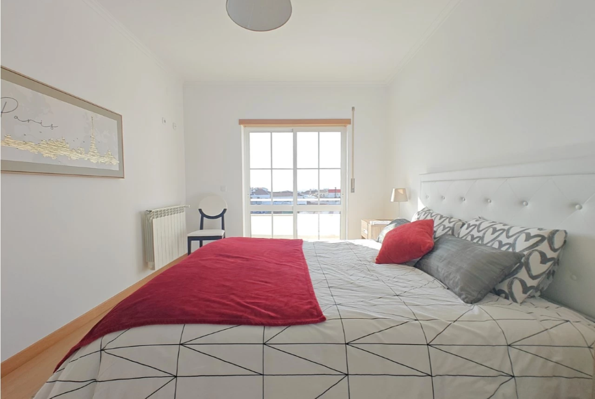 Apartamento T3 em Óbidos com vista desafogada