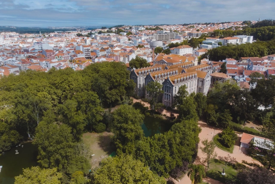 Apartamento T3 em Óbidos com vista desafogada
