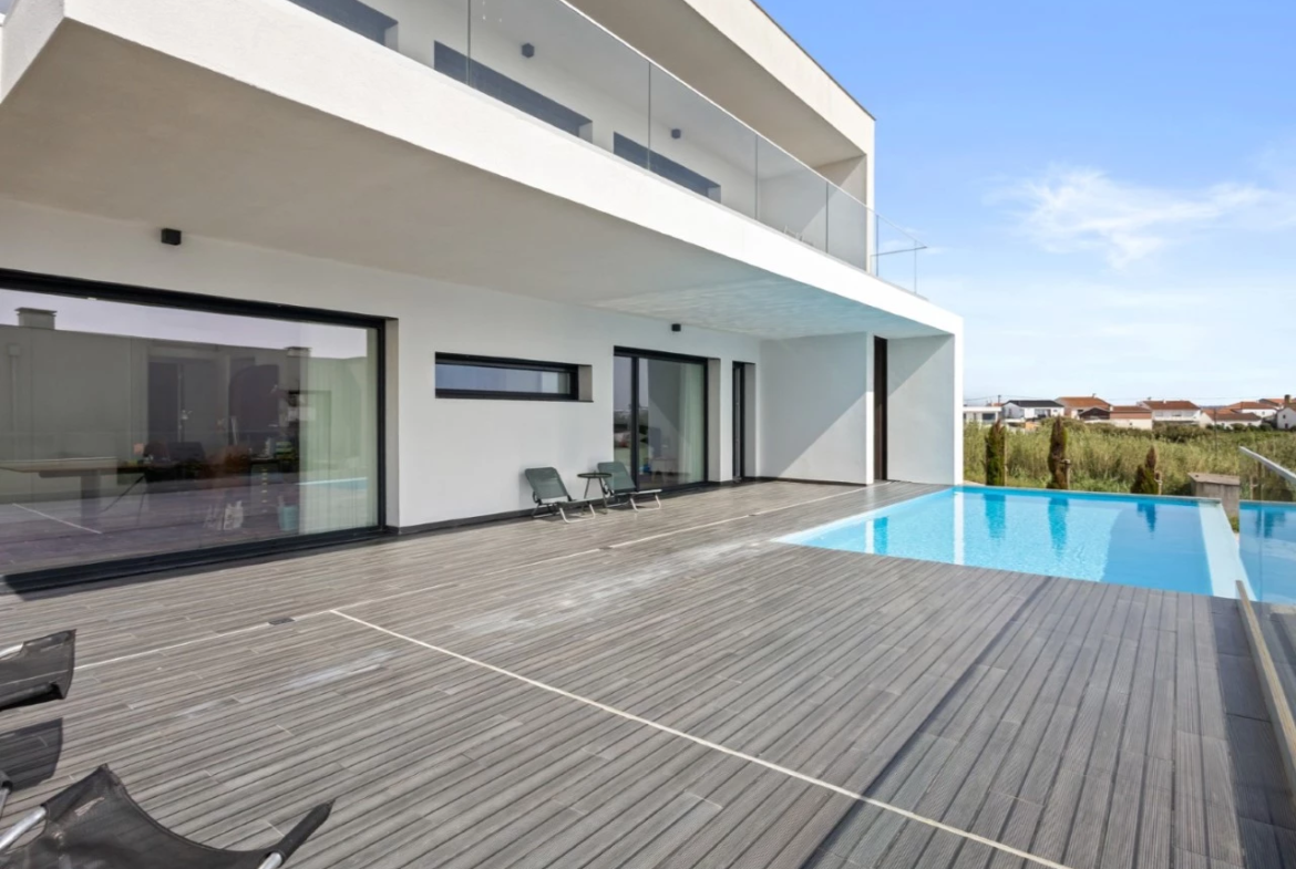 Moradia T3 com Vista Mar Deslumbrante
