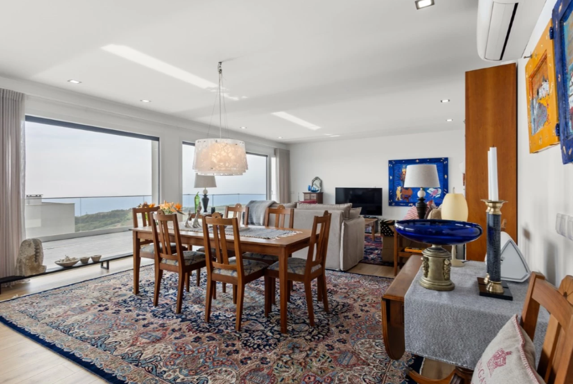 Moradia T3 com Vista Mar Deslumbrante