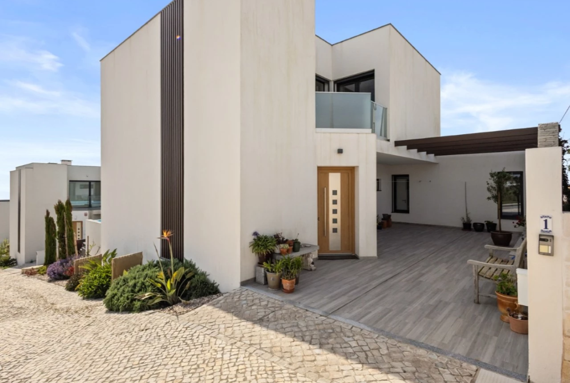 Moradia T3 com Vista Mar Deslumbrante