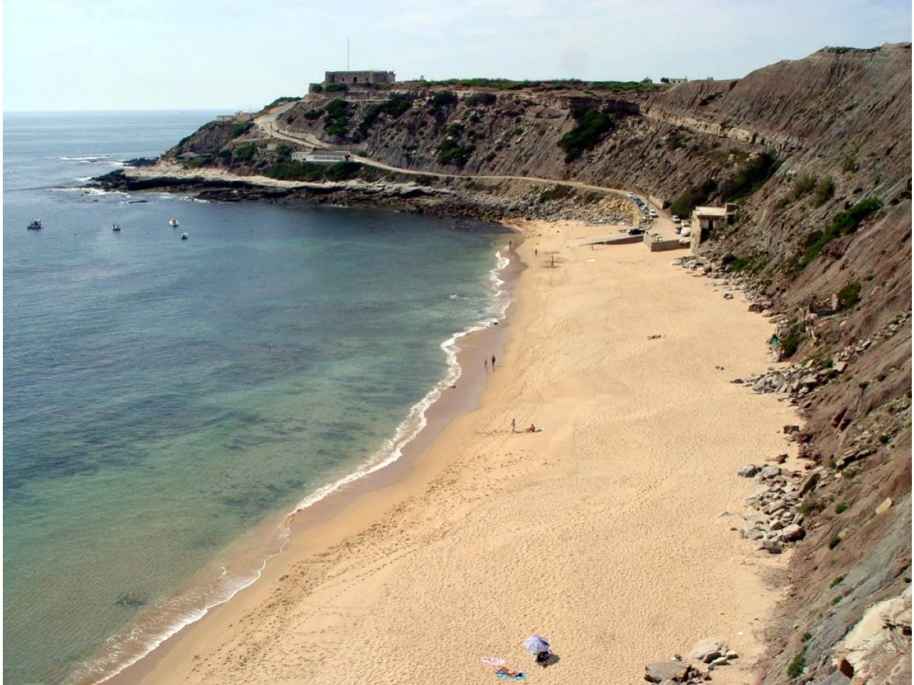 ID2408ca01-0000-0500-0000-0000194d07cd.jpg Moradia T3 com Vista Mar Deslumbrante