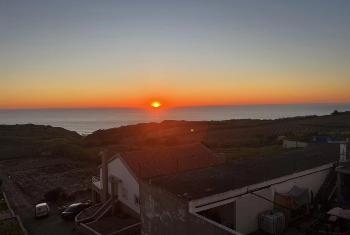 Moradia T3 com Vista Mar Deslumbrante