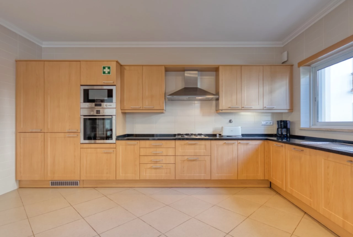 Deslumbrante moradia na Praia D’El Rey Golf & Beach Resort apenas a 200 metros da praia