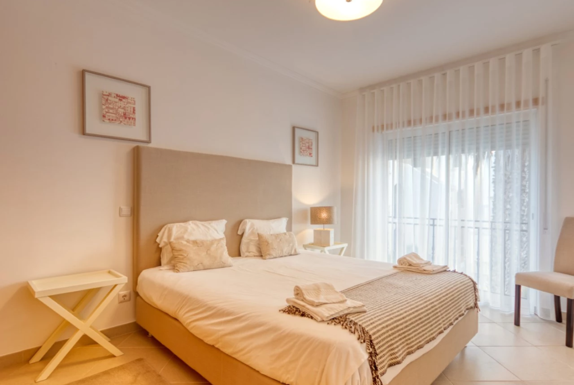 Deslumbrante moradia na Praia D’El Rey Golf & Beach Resort apenas a 200 metros da praia
