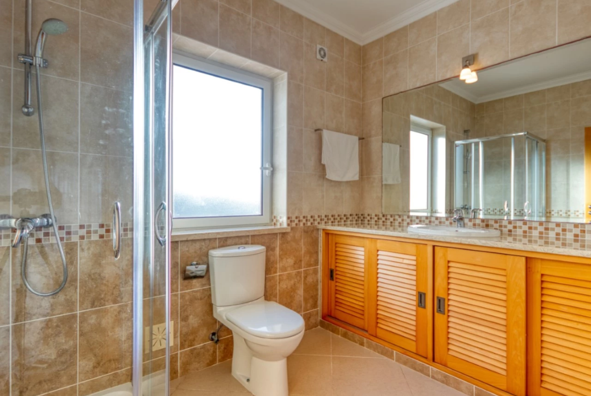 Deslumbrante moradia na Praia D’El Rey Golf & Beach Resort apenas a 200 metros da praia