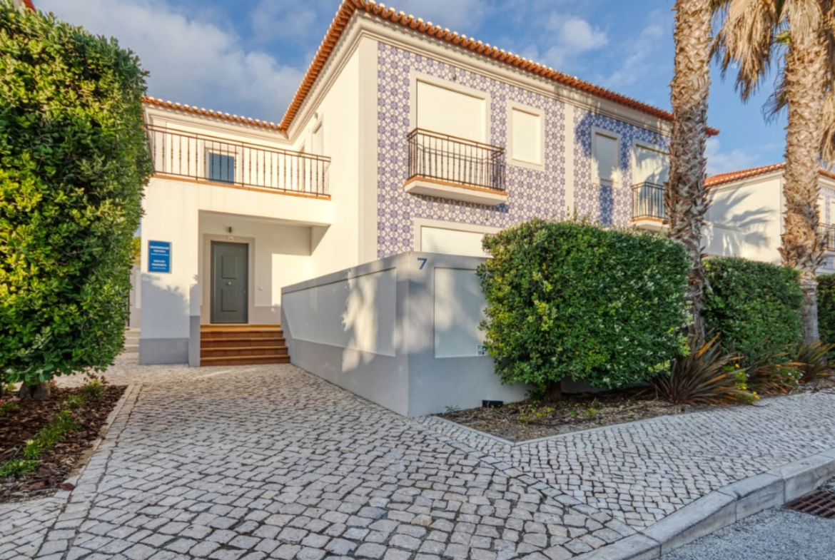 Deslumbrante moradia na Praia D’El Rey Golf & Beach Resort apenas a 200 metros da praia