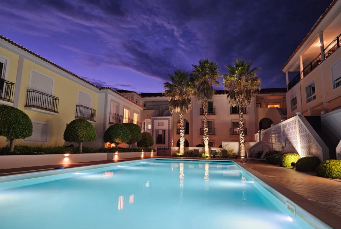 Deslumbrante moradia na Praia D’El Rey Golf & Beach Resort apenas a 200 metros da praia